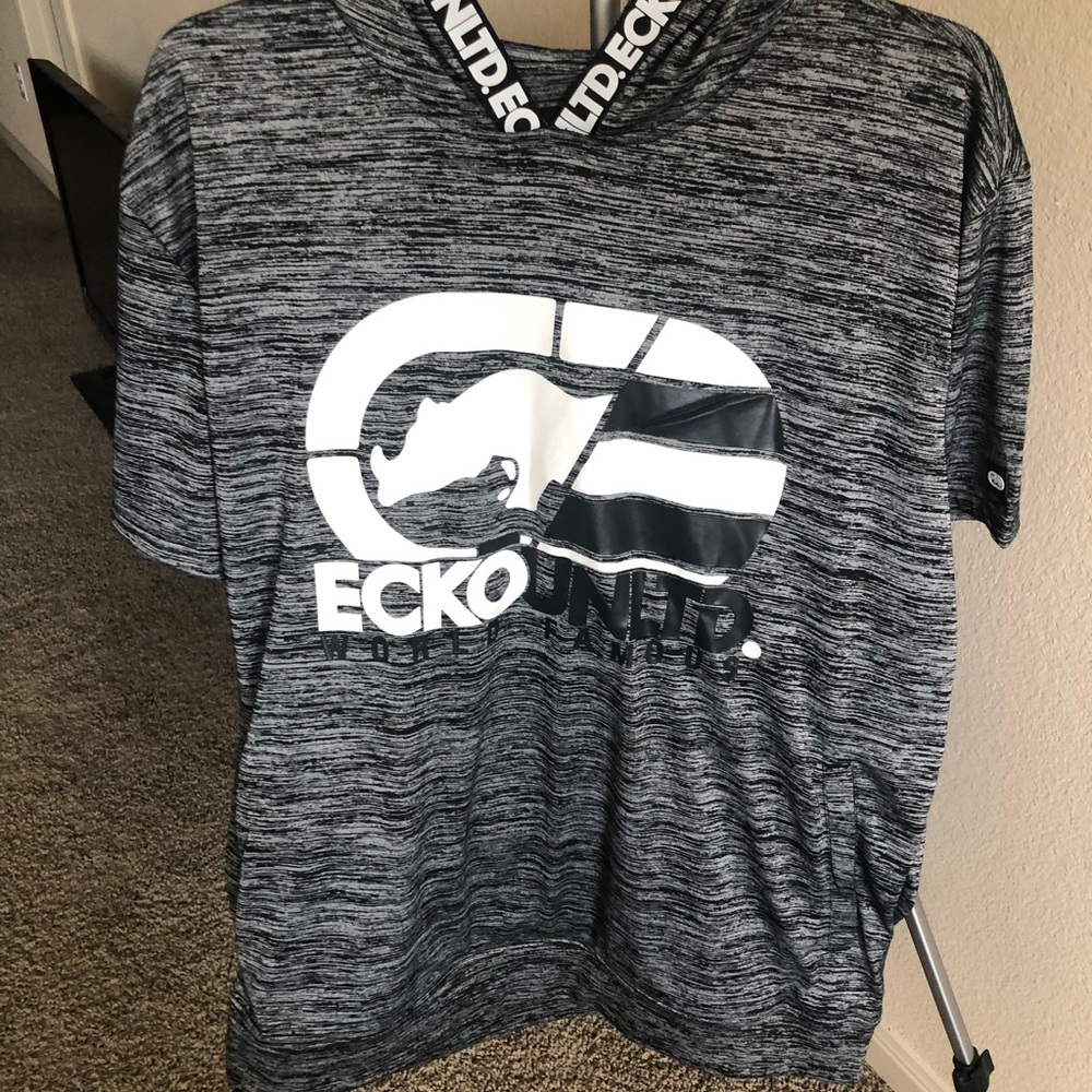 Men’s active wear shirt